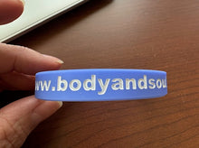 Load image into Gallery viewer, Faith Strong wristband
